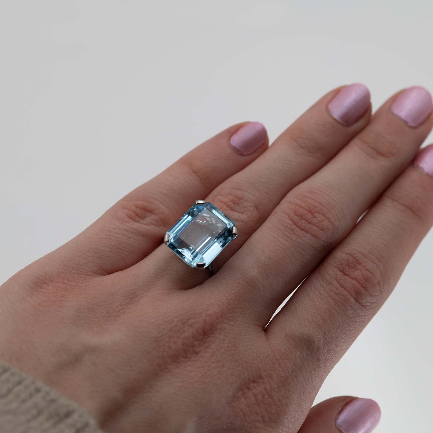 Vintage Platinum 13 Carat Aquamarine Ring - Friar House