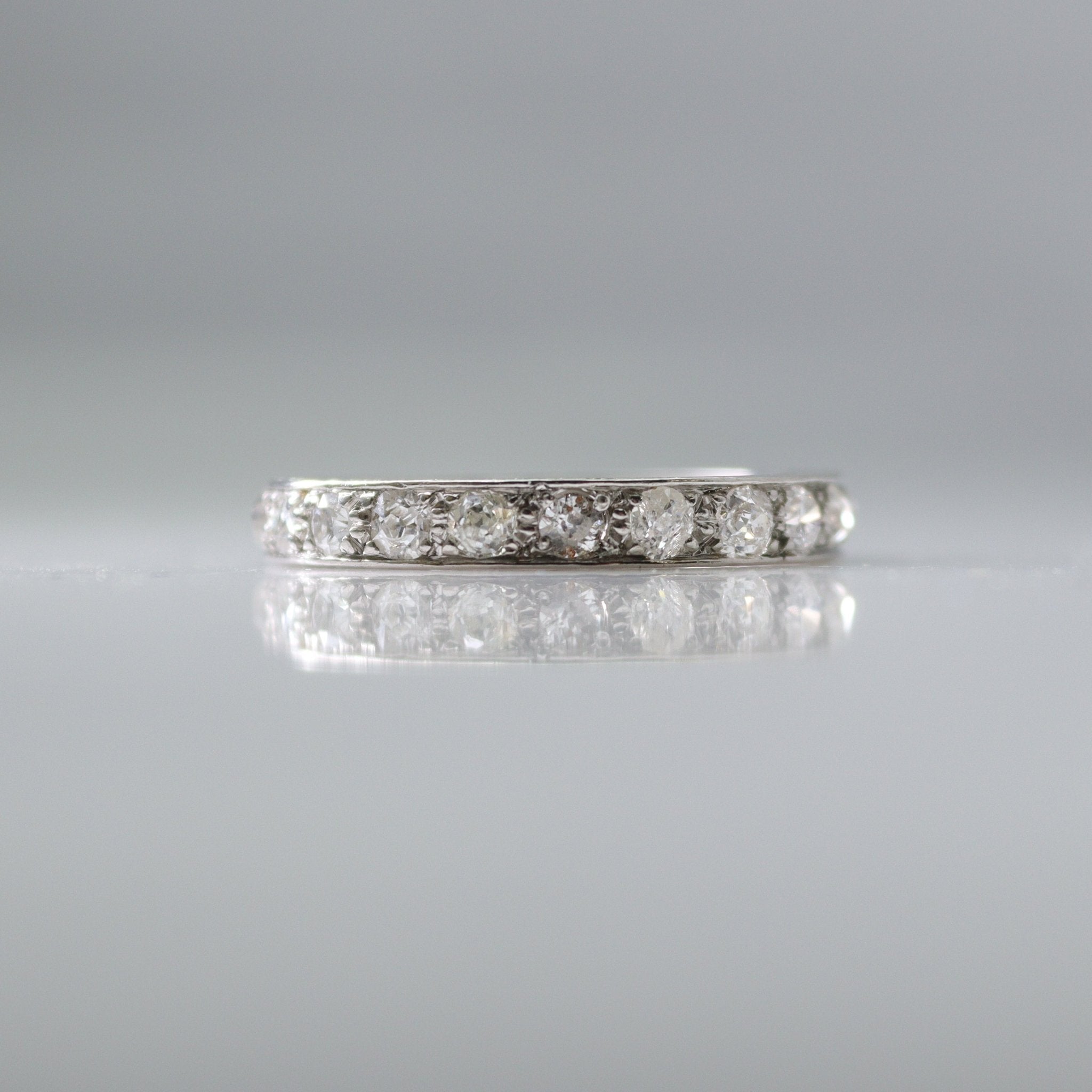 Art Deco 18ct White Gold Full Eternity Ring set with Baguette Cut Emeralds  (163P) | The Antique Jewellery Company